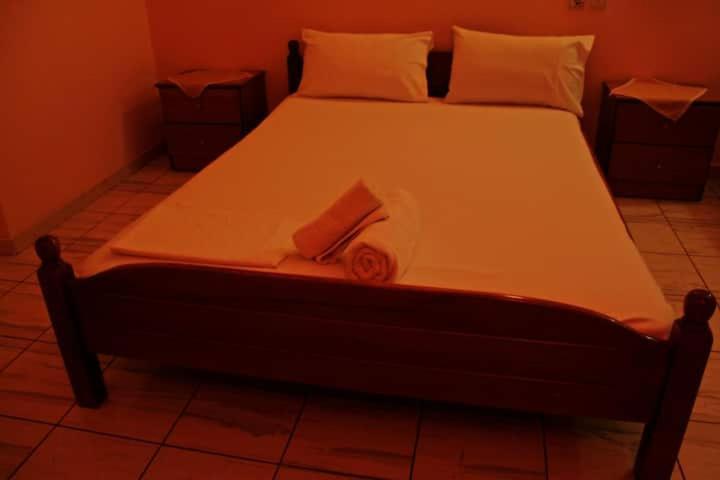 Guesthouse Bizani Neo Mpizani Habitación foto